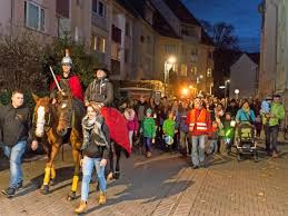 festum sancti martini, „fest des heiligen martin) ist im kirchenjahr das fest des heiligen martin von tours am 11. Laternenumzug In Gottingen Am Martinstag