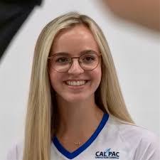 Chenelle Jones's Instagram, Twitter & Facebook