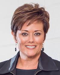 Pictures of Vicki Hirsch, Picture #195711