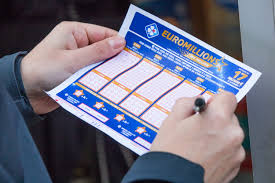 Si vous participez pour plusieurs tirages consécutifs, vos tirages joker+ restent liés aux tirages euromillions. Resultat De L Euromillion Fdj Le Tirage Du Mardi 31 Decembre 2019 49 Millions D Euros