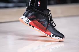 Damian lillard on the court, dame d.o.l.l.a. Damian Lillard On Twitter First Game Out In The Dame5 This Is The Chinese New Year Colorway 5s Feel Great On Court Kicksoncourt Cny Ripcity Adidashoops Bruceely Https T Co Fjq0my35tm