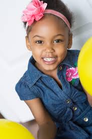 Taylor Dotson's Instagram, Twitter & Facebook