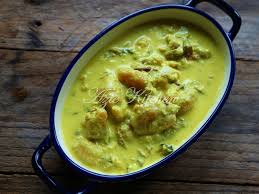 Iya itu masak lemak telur masin.ok bahan bahannya telur masin 1 inci halia 1 inci lengkuas 1 inci kunyit hidup 4 biji cili api.nk. Telur Ikan Mayong Masak Lemak Cili Api Azie Kitchen
