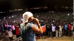 Görünümler 296 b7 yıl önce. Ney Wa Mitego Alivyowakuna Wasomi Wa Udom Tamasha La Airtel Uni 255 Youtube