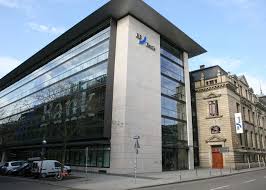 Mit dem begriff öffentlicher dienst verbinden viele arbeitnehmer eine hohe arbeitsplatzsicherheit und transparente bezahlung. Bbbank Wikipedia