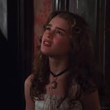 Bella Shields's Instagram, Twitter & Facebook