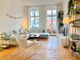 Helles Grosses Wohnzimmer Altbau Wohnzimmer Wohnzimmer Einrichten Altbau Wohnung Einrichten