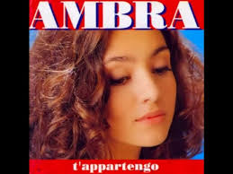 Ha cantado en su idioma materno, en italiano, y también en español para hacerse conocer en el mundo de habla hispana. Ambra Angiolini E Muoio T Appartengo 1994 Hd Audio Youtube Video Dailymotion