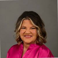 20+ "Suzanne Au" profiles