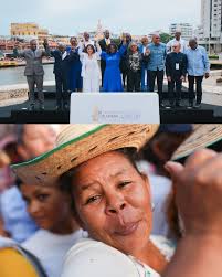 Junto al Alcalde de Cali @jorgeivanospinaofi conocimos los avances del  proyecto del Bulevar de Oriente. Nos comprometimos en apoyar la  construcción del Centro Cultural de Música y Expresiones Urbanas. La paz  total