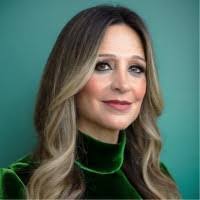 Lisa Macchia's Instagram, Twitter & Facebook