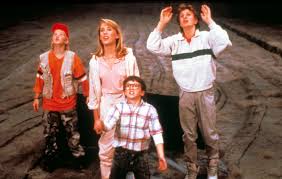 Jared rushton, amy o'neill, robert oliveri, kristine sutherland, jared rushton, laura waterbury, carl steven, rick moranis, trevor galtress, thomas brown, matt frewer, mark l. A Honey I Shrunk The Kids Reboot Is Reportedly In The Works
