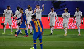 Real madrid brought to you by: Resultado Real Madrid Vs Barcelona Hoy Marcador 2 1 Con Goles De Kroos Y Benzema En Clasico De Laliga Espanola La Republica