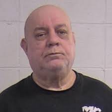 Neighborhood remains vigilant after police arrest man accused of trying to  kidnap JCPS elementary student