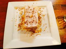 Mille feuilles, mais plutôt le lieu, où ce feuilletage complexe sera à disposition de chacun. Mille Feuille Algerien Picture Of Zerda Cafe Paris 17 Tripadvisor