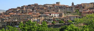 Rooms here are air conditioned and some feature free wifi. Sonnino Visitlazio