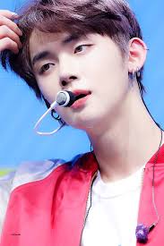 Yeonjun is the eldest in txt. Netizens Have Said Txt Yeonjun Looks Like This Former Wanna One Member Kpopmap