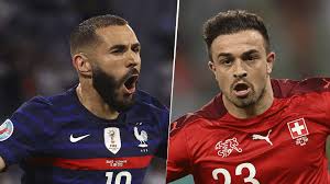 Aunque suiza no renunciaba ni mucho menos al ataque y lo intentaba, como con un lanzamiento alto de shaqiri, francia fue ganando terreno y se erigió en dominadora. Gevbugvueqimom