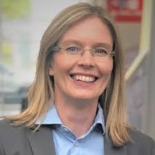 Tracy Borchardt's Instagram, Twitter & Facebook