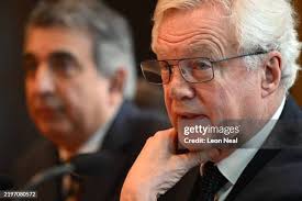 221 Mrs Lucy Mcdonald Stock Photos, High-Res Pictures, and Images