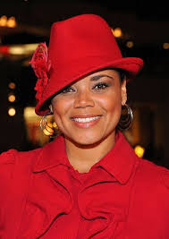 Kimberely Locke Wants Harvey to Put A Ring On It