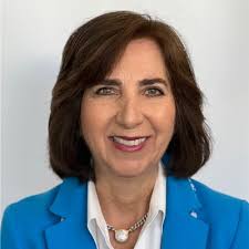 I am pleased to share that I have been recognized as a “Top Doctor” by  FindaTopDoc.