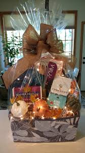 Welcome To Your New Home Gift Basket Christmas Gift Baskets Diy 30 Diy Christmas Gifts Diy Gift Baskets