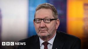 Union boss Len McCluskey took private jet flights arranged by building  firm, report finds : r/unitedkingdom