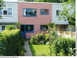 (0.45 mi) trip inn frankfurt nordwestzentrum (3.05 mi) premier inn frankfurt messe hotel (2.63 mi) nh frankfurt villa (0.59 mi) hotel am krankenhaus nordwest (3.30 mi) hotel hamburger hof; Ernst May Haus Gartenansicht Frankfurt Baut