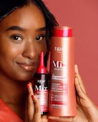 Linda Hanan's Instagram, Twitter & Facebook