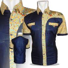 Ini dia koleksi model baju batik kombinasi polos terbaru bulan ini. Contoh Model Batik Pria Kombinasi Polos