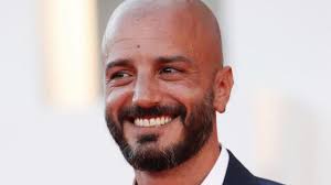 Nicolas vaporidis wiki/profile name/famous as nicolas vaporidis occupation movie actor born italy country/nationality italy birthday december 22, 1981 horoscope capricorn age 37 years old other name nicolas, vaporidis nicolas vaporidis net worth, biography, age, height, body measurements, family, career, income, cars, lifestyles & many more details. Nicolas Vaporidis Grande Attore E Idolo Dei Giovani Ecco Che Fine Ha Fatto