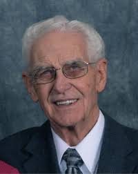 Dee Vest's Instagram, Twitter & Facebook