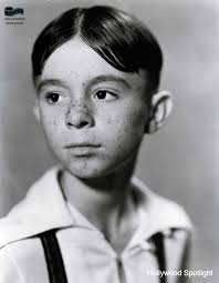 Who remembers Melvin Cowsnofsky aka Alfred E. Neuman? Don't worry, here's  the link to his long and tangled history. http://bit.ly/21IatCA
