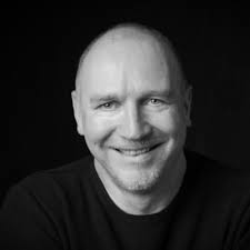 8 Jahre hat es gedauert, bis mein Unternehmen wirklich "mein" Unternehmen  ist. Vor gut 8 Jahren gab mir Peter Cootjans den notwendigen Schubser in  die Selbstständigkeit. Dieser Schubser war das…