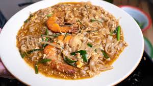 Char kway teow (also sometimes spelled char kuey teow) is a classic rice noodle dish from malaysia, but it's also very popular in other southeast asian countries like singapore and indonesia. Resepi Rahsia Char Kuey Teow Padu Terbongkar