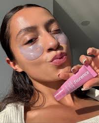 smooth, nourished skin is just a swipe away with our low-key calming peel  off mask ✨ 📸@cutiemillsparty shop #florencebymills at @urbanoutfitterseu,  @shoppersbeauty, @lyko, @iciparisxlbe, #UltaBeautyatTarget, @bootsuk,  @douglas_cosmetics ...