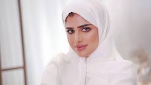 6thStreet Online Shopping With Influencer