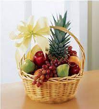 Livraison de corbeille de fruits, naissance, anniversaire, remerciements, cadeaux d'affaires ou toutes occassions.dîtes le avec des fruits avec fruitselect.com. 45 Idees De Paniers De Fruits En 2021 Panier De Fruits Fruits Corbeille De Fruits