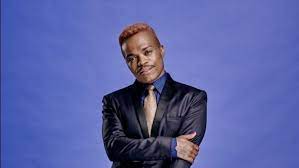 The star purchased 100 pieced of somizi's cookbook which was recently launched. Opyltmochkd78m