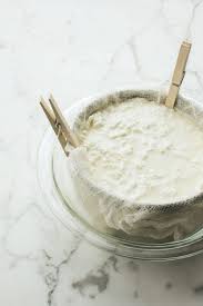 Ricotta Maison Recette En 2020 Ricotta Maison Ricotta Cuisine Et Boissons
