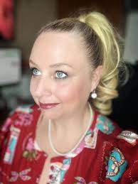 Hi Fam, so I'm trying to get better at the old social media stuff…what more  things would you like to see