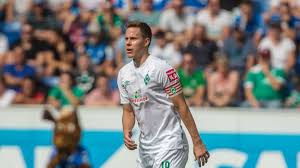 Ob da etwaige werbeerlöse außerhalb des gehalts bereits mit eingeschlossen sind, ist nicht bekannt. Gehalter Bei Werder Bremen Das Verdienen Rashica Eggestein Und Co