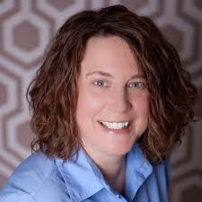 Lisa Wiley's Instagram, Twitter & Facebook