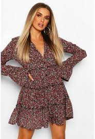 Prenez des couleurs chez kiabi et redonnez. Robes Casual Robes Simples Decontractees Boohoo Fr