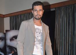 Actor randeep hooda has been removed as the ambassador of the convention for the conservation of migratory species of wild animals (cms) — an environmental treaty of the united nations. Randeep Hooda Roped In As The Ambassador For Un Environment Programme For Migratory Species Bollywood News Bollywood Hungama