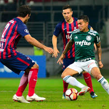 Check spelling or type a new query. Palmeiras Supera Desvantagem E Segue Na Libertadores