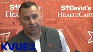 Texas 'really pleased' with quarterback play