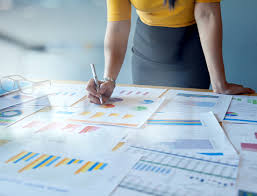 Location is another key factor in determining the salary of financial crime personnel with london usually offering the highest pay and best job opportunities. Financial Services Compliance And Regulation Kroll