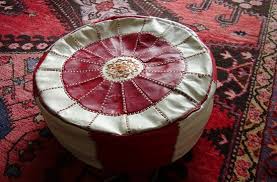 Ottomans are large, padded stools covered in fabric, designed to relieve one's feet of pressure. What Is The Difference Between Ottoman Footstool And Hassock Pediaa Com